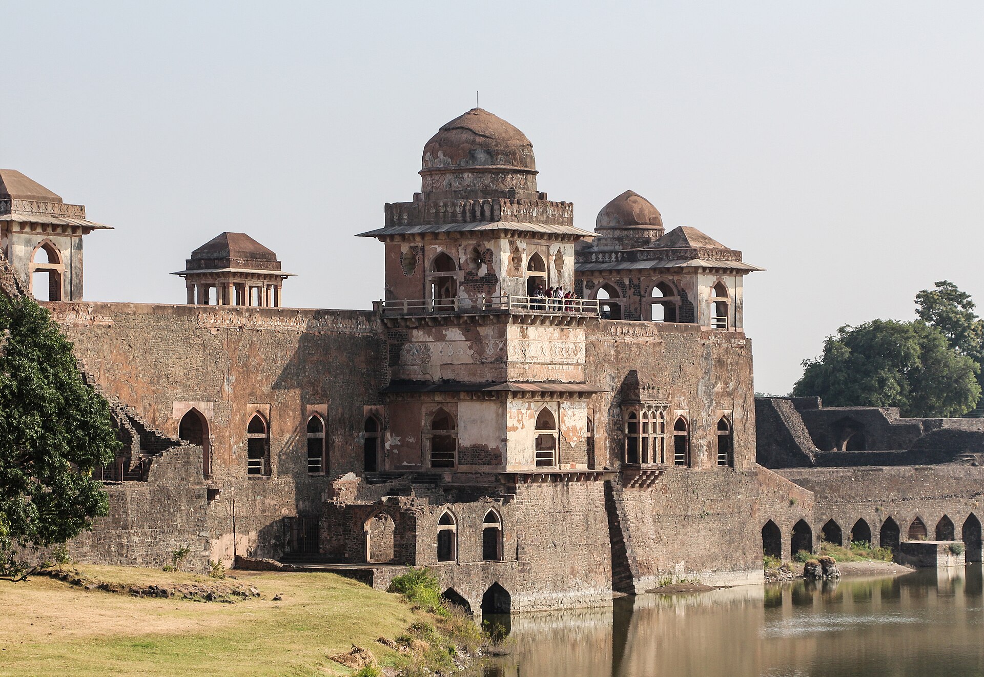 Mandu Monsoon Guide